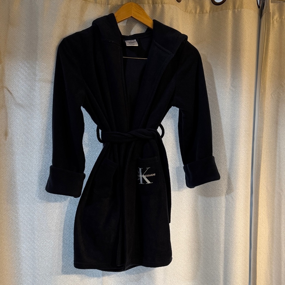 Calvin Klein Kids Navy Blue Fleece Robe 8/10